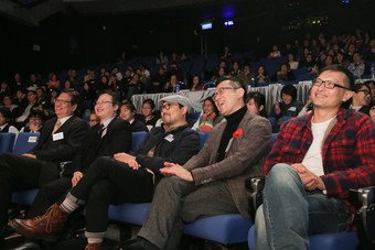 除了市建局及支持機構的代表外，評審團還有戲劇及演藝界前輩潘燦良先生及陳錦鴻先生的參與。